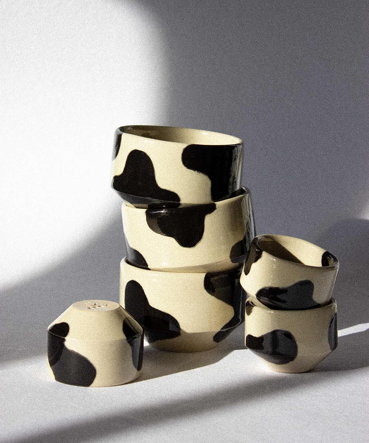 Bevel Cup Kuhflecken